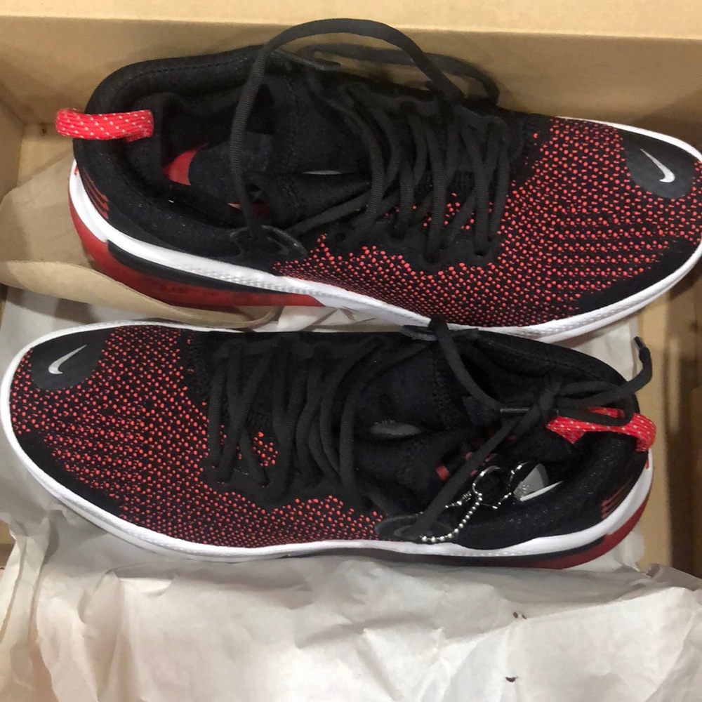 Nike Joyride Sneakers - women’s Size 9